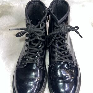 Dr. Martens Kids Black Patent Leather Boots